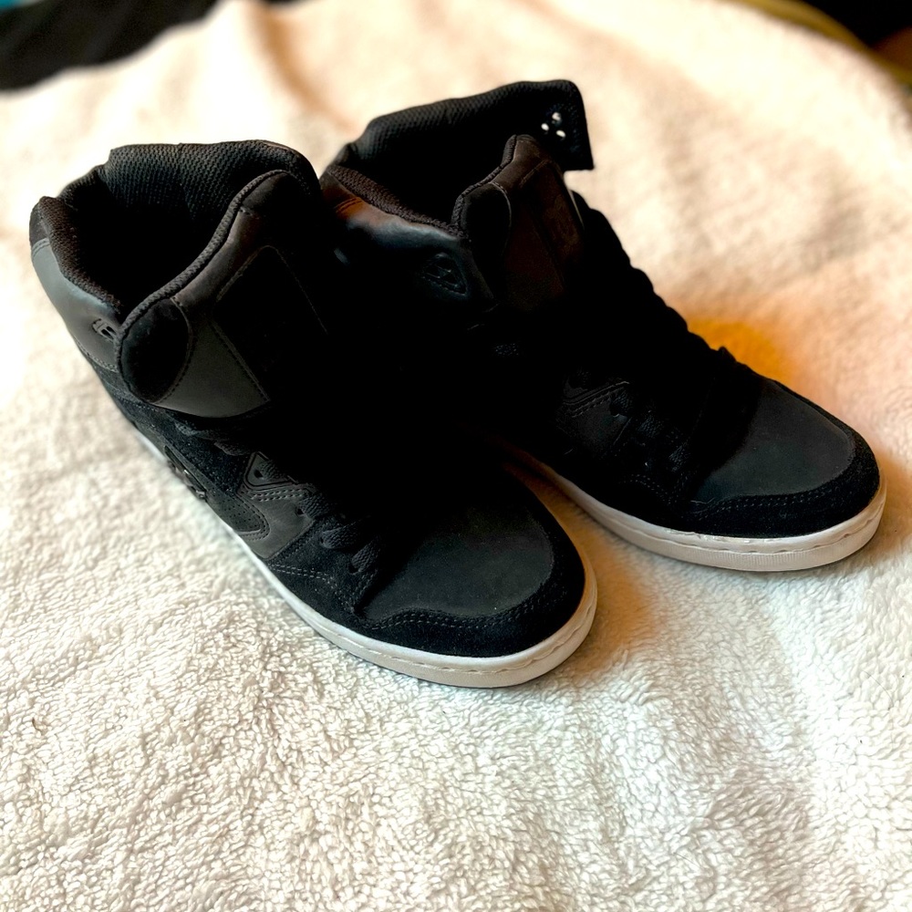 DC High tops